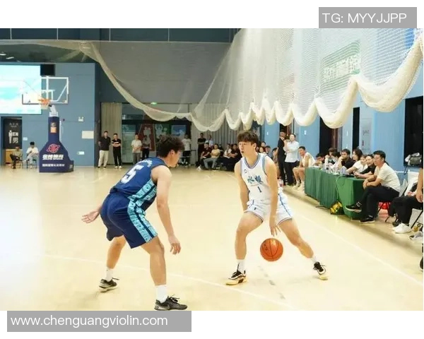 重庆篮球队的默契配合揭秘让我们一起感受团队精神的力量