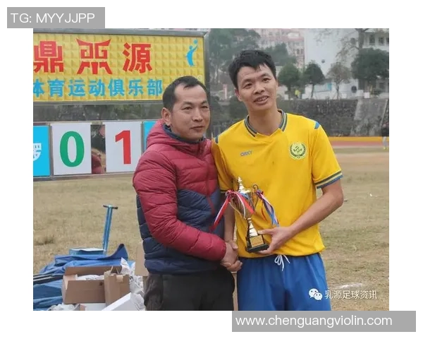 重庆足球队在冠军赛中的个人能力分析与表现评估 重庆足球队在冠军赛中的个人能力分析与表现评估