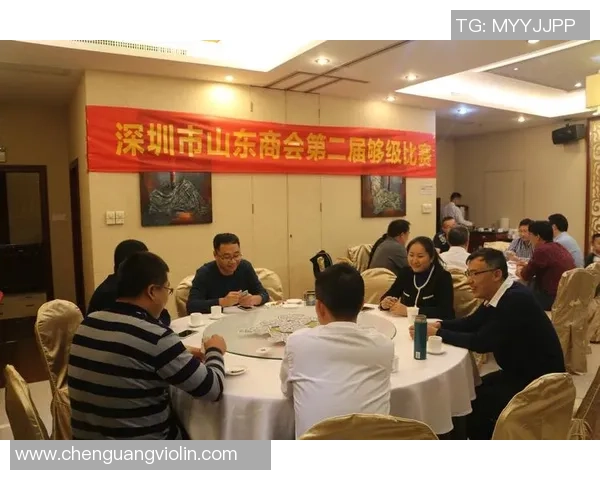 重庆足球队的团队协作揭秘：如何在赛场上实现完美配合与默契合作