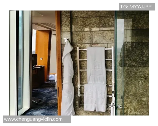 足球明星名字全景展示让你一览无余的足球传奇人物风采与成就 足球明星名字全景展示让你一览无余的足球传奇人物风采与成就